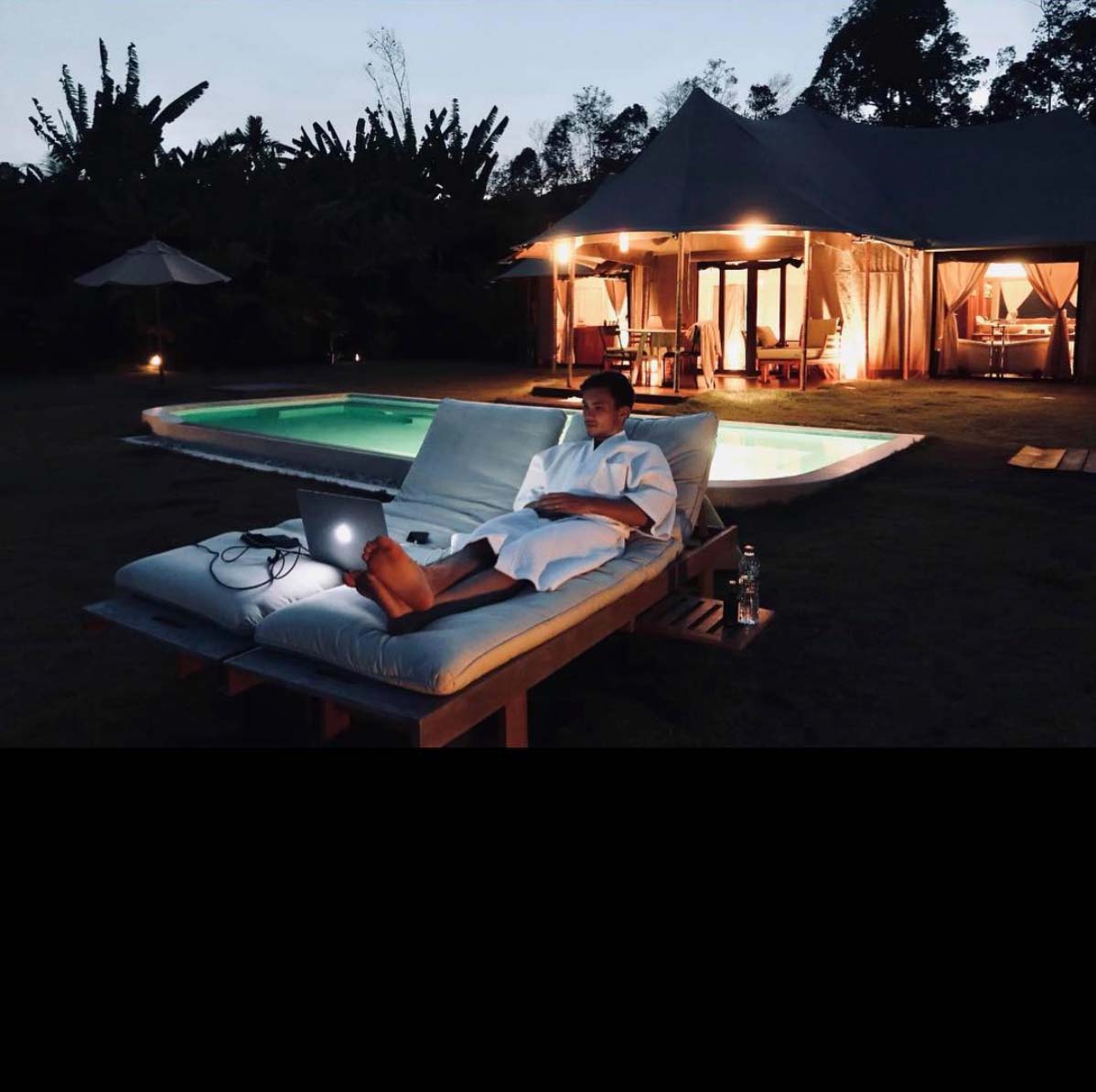 glamping and luxury tents